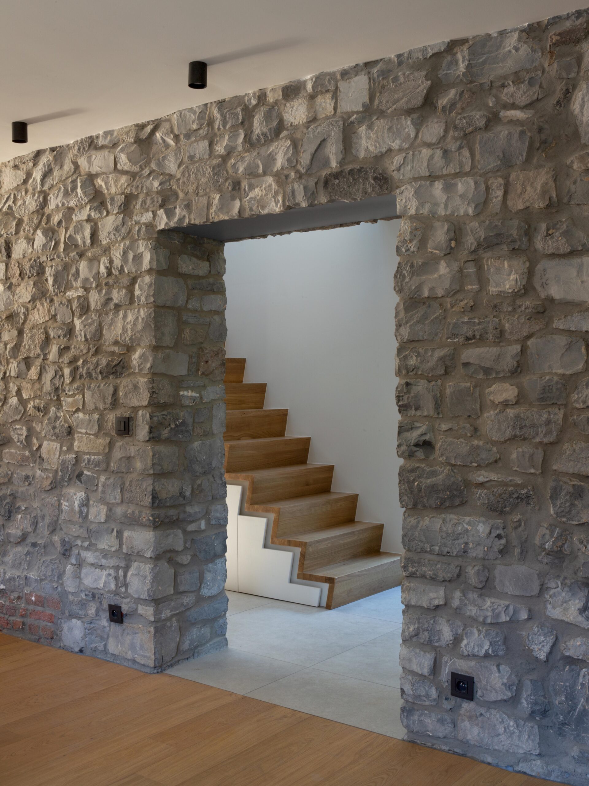 Brix-Architecture Rénovation villa Mosane Architecte Style Mosan Pierre calcaire